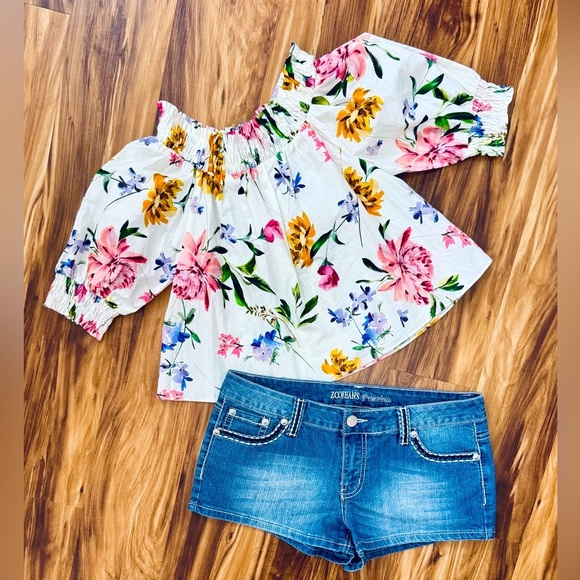 Generation Love Off The Shoulder Top - Picture 1 of 5